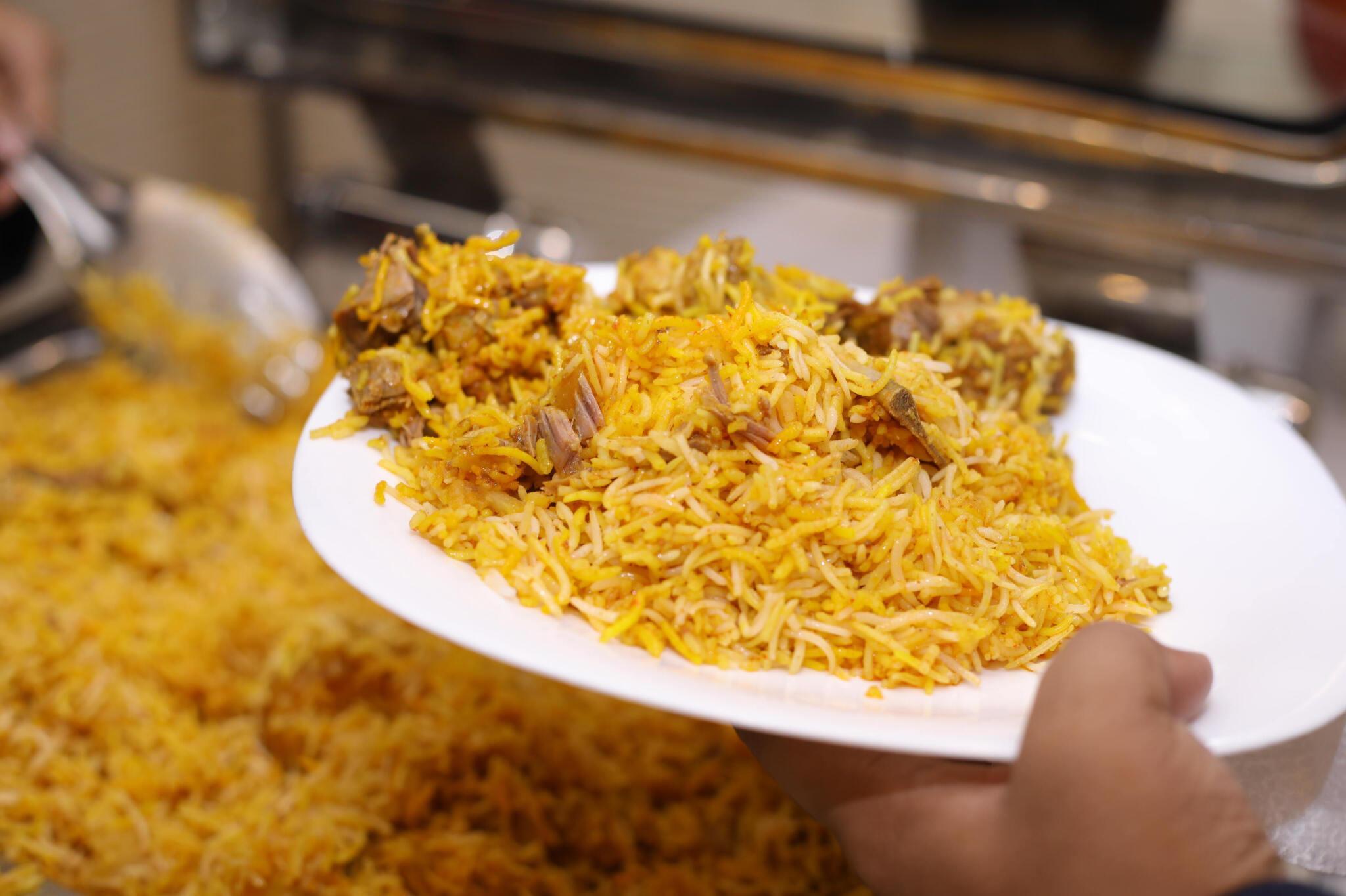 https://www.hyweddingbiryani.sg/media/sampleimageuploader/images/image/7/x/7xm.xyz408750.jpg